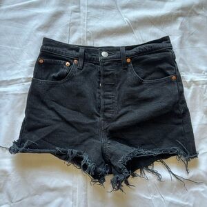 Levi’s Ribcage Shorts - Black Denim